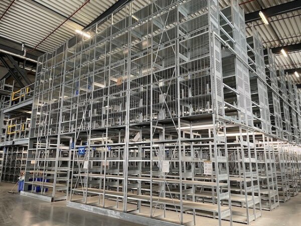 Große Fachbodenregalanlage, 3 Ebenen / Stockwerke, Berger,gebraucht